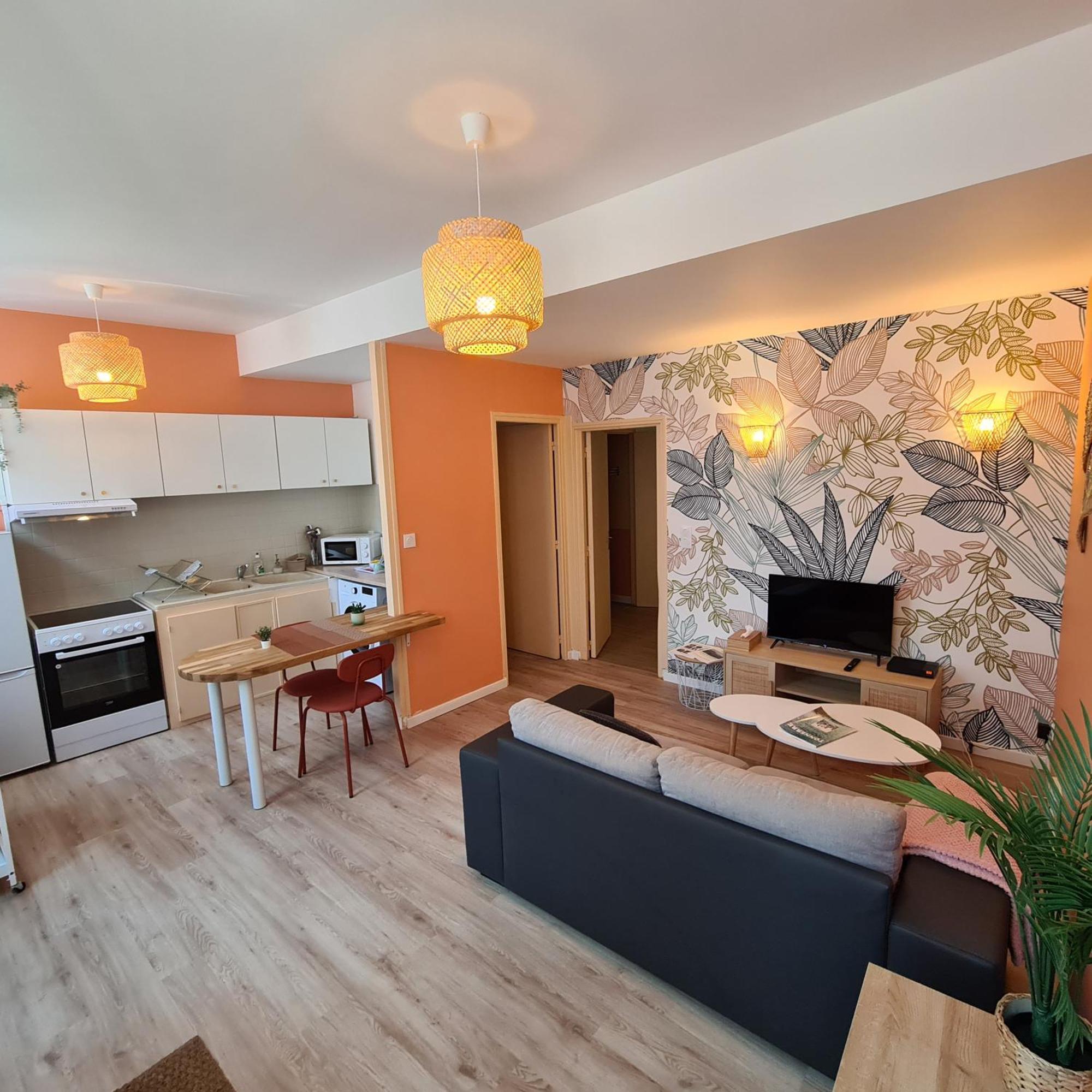 Le Tropical - Local A Velos Au Centre Historique Tonnerre Ngoại thất bức ảnh